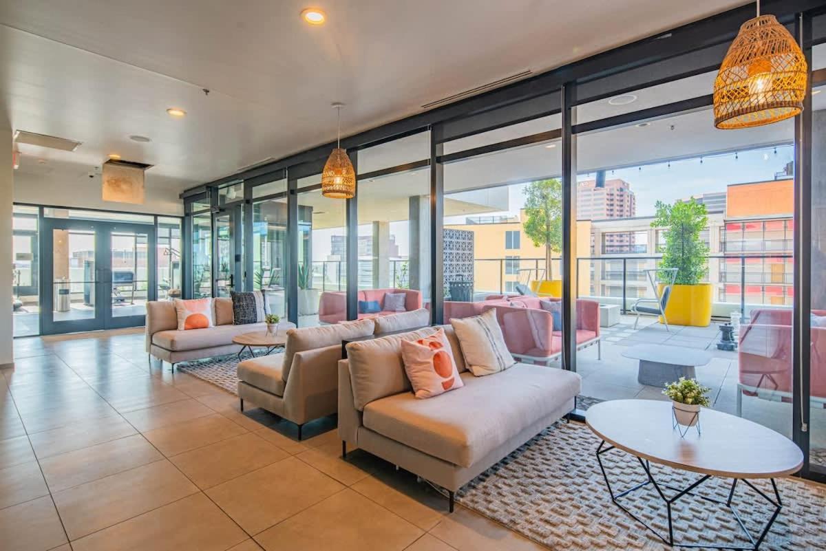 Apartamento Detailed 2Bd, Highrise Dt, Pool, Gym, Parking, Sleeps 8 Phoenix Exterior foto