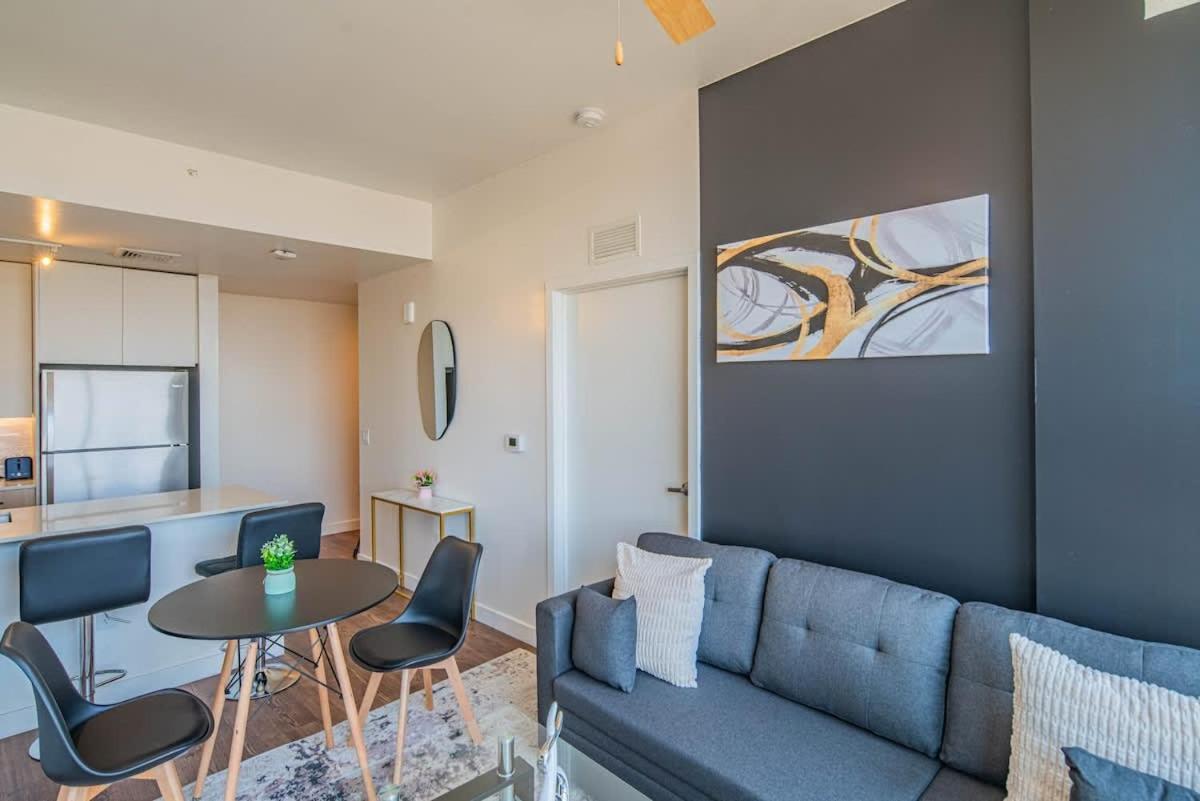 Apartamento Detailed 2Bd, Highrise Dt, Pool, Gym, Parking, Sleeps 8 Phoenix Exterior foto