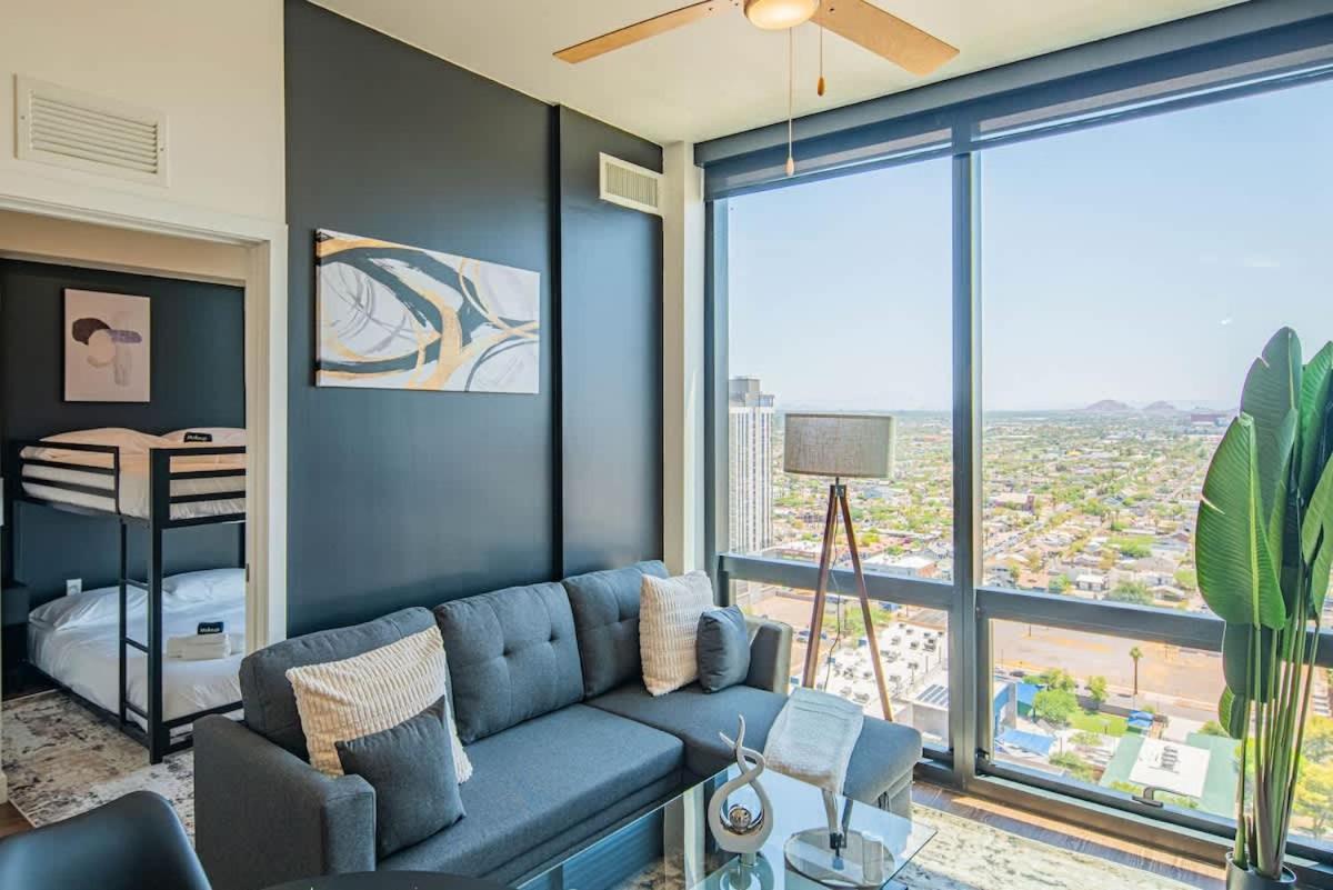Apartamento Detailed 2Bd, Highrise Dt, Pool, Gym, Parking, Sleeps 8 Phoenix Exterior foto