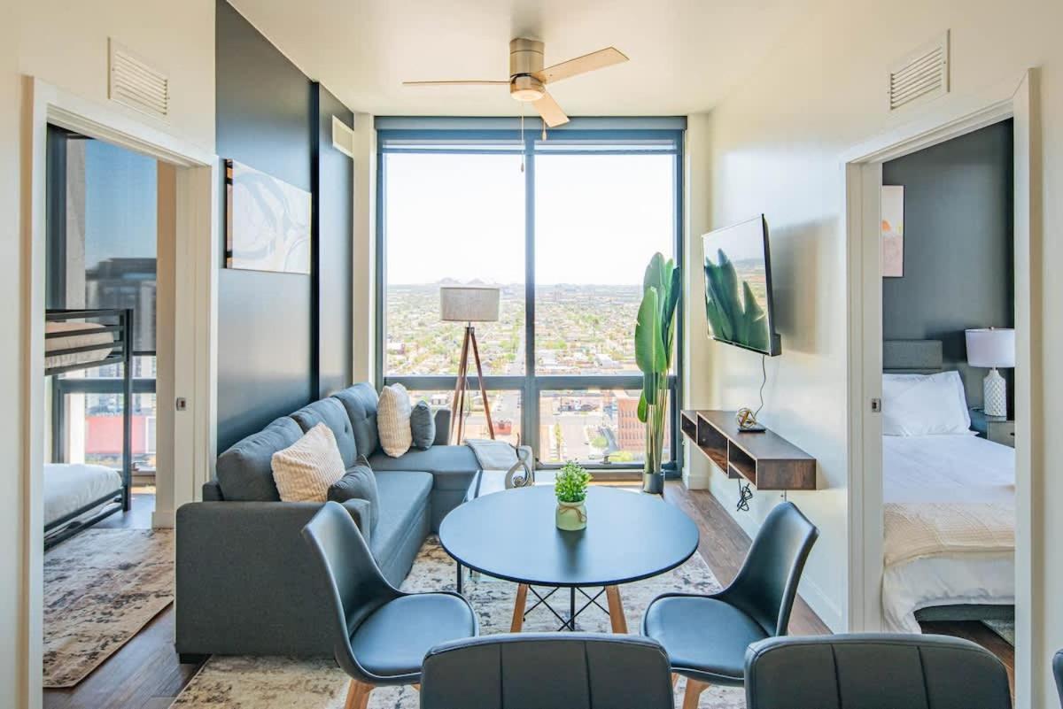Apartamento Detailed 2Bd, Highrise Dt, Pool, Gym, Parking, Sleeps 8 Phoenix Exterior foto